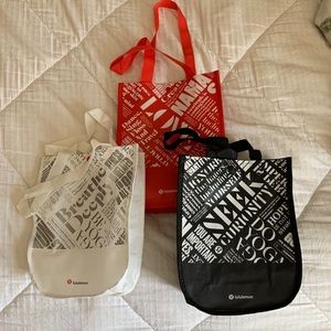 3 Lululemon Reusable Bags